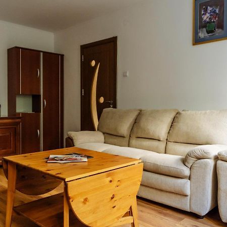Old Town Historic Apartment With Backyard Mini Park Bucureşti Exterior foto