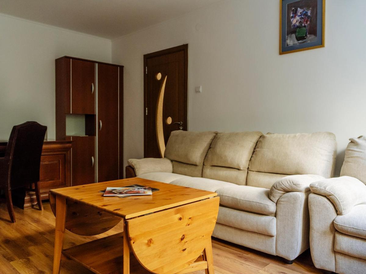 Old Town Historic Apartment With Backyard Mini Park Bucureşti Exterior foto